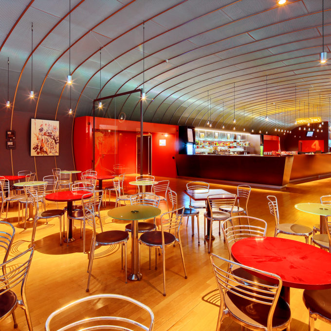 Photo : Café Corto / Cinétoile : Chemin Du Viaduc 1 Prilly Suisse
