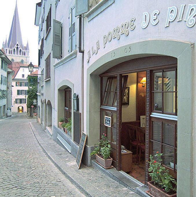 Photo : A la Pomme de Pin : Rue Cité-Derrière 11 1005 Lausanne