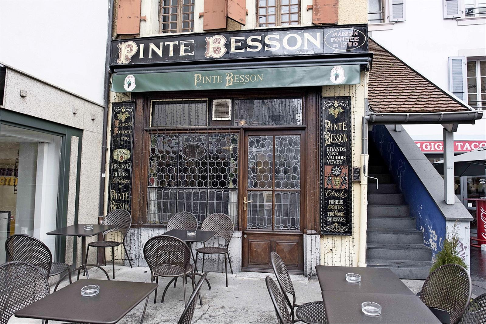 Photo : La Pinte Besson : Rue de l'Ale 4 1003 Lausanne