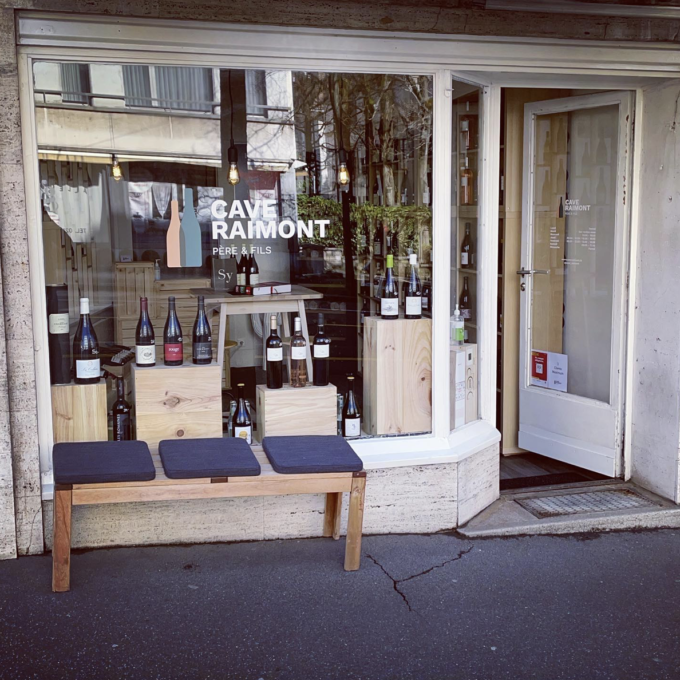 Photo : Cave Raimont : Avenue Juste-Olivier 3
 1006 Lausanne