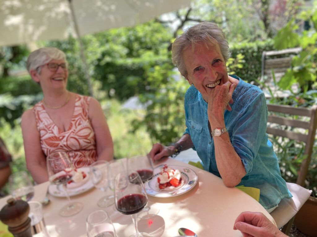 Event's image: Friendly Tables in Lausanne Homes